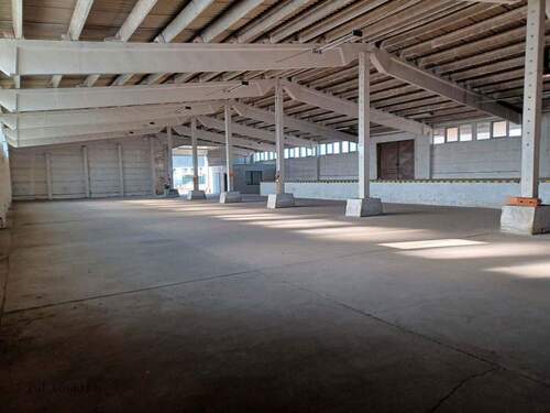 Innenansicht Lagerhalle - Grundstück in Lampertswalde