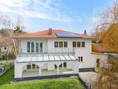 Rückansicht - Einfamilienhaus mit 240,00 m&sup2; in Dresden zum Kaufen
