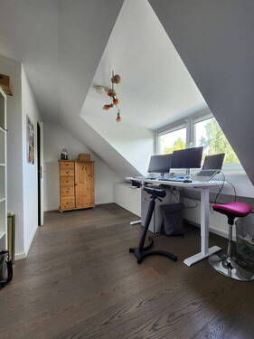 Raum 2 im 2. OG (Osten) - 