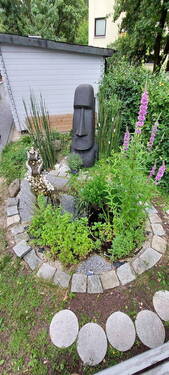 Gartenhaus + Mini-Teich - 