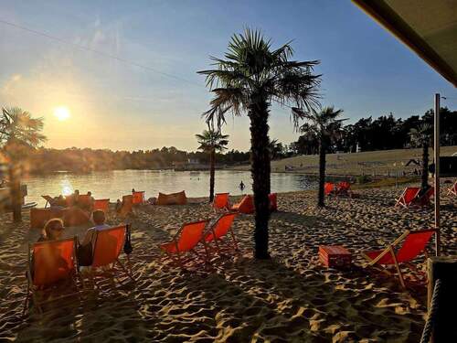 Abendstimmung am Bernsteinsee - ..mit ganz viel Liebe im Detail, sehr gepflegtes Wochenendhaus mit Sauna am Bernsteinsee Nähe GFWOB