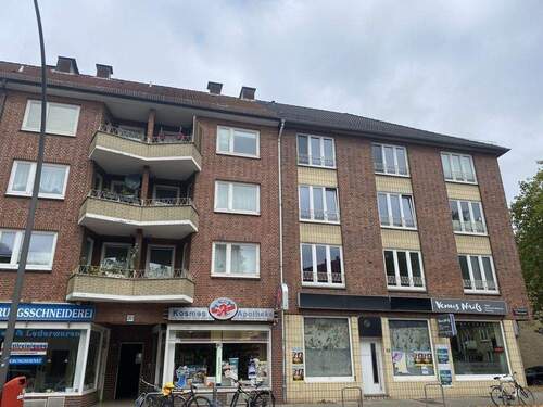 Hausansicht - Vielseitiges Ladenlokal mit Wohnung & Lager!