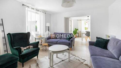 EG Wohnzimmer 1 - 1 Zimmer Mehrfamilienhaus, Wohnhaus in Friedrichshafen