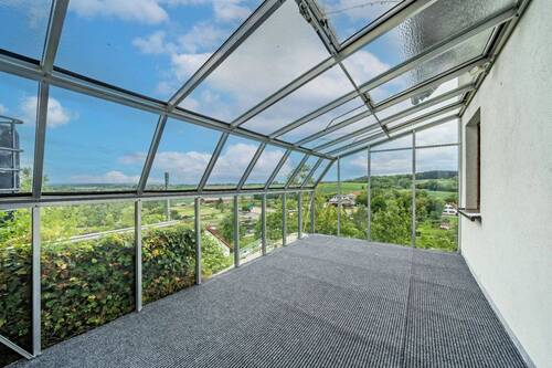 Wintergarten - Reihenmittelhaus mit 255,50 m&sup2; in Sinsheim zum Kaufen