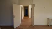 Durchgang vom Wohnzimmer in den Eingangsbereich - 