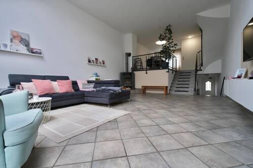 Wohnbereich - 4 Zimmer Reihenmittelhaus zum Kaufen in Mönchengladbach