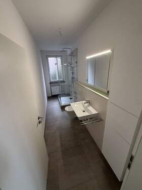 Badezimmer - 2 Zimmer Etagenwohnung in Nürnberg