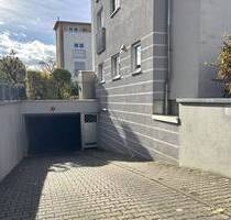 1 Tiefgaragen-Stellplatz 