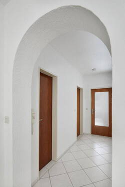 Diele mit Rundbogendurchgang - 