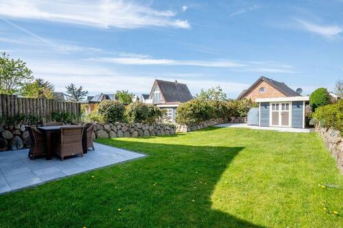 Außenansicht - 5 Zimmer Doppelhaushälfte in Sylt