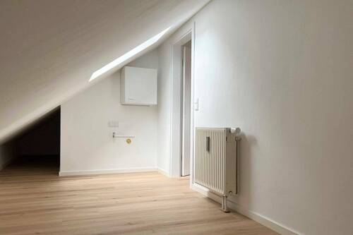 Haushaltsraum, Abstellraum, Gäste-Schlafzimmer - 