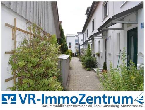 Außenansicht - Modernes, sehr gepflegtes Reihenmittelhaus in ruhiger Lage