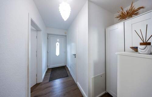 Eingangsbereich - 5 Zimmer Reihenendhaus in Meerbusch