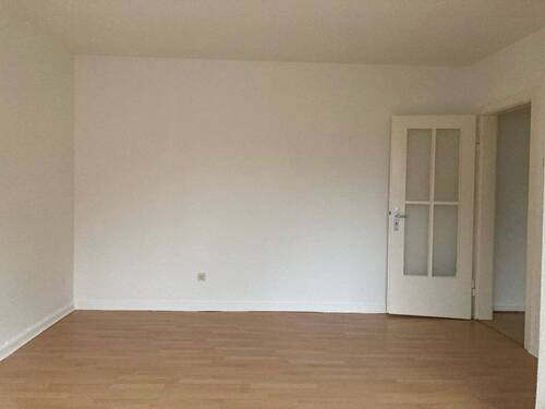 Wohnzimmer / offene Küche 1.2 - 