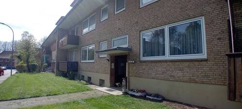 Hauseingang - 1 Zimmer Etagenwohnung zur Miete in Itzehoe