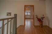 Flur - 7 Zimmer Doppelhaushälfte in Ilvesheim