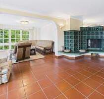 WOHNHAUS MIT 458 M² WOHNFLÄCHE IN LOSHEIM-HAUSBACH - Losheim am See / Hausbach