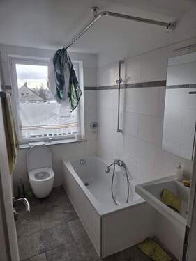 Anliegerwohnung Bad/WC - 