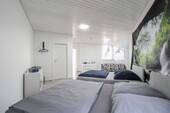 Schlafzimmer EG - 
