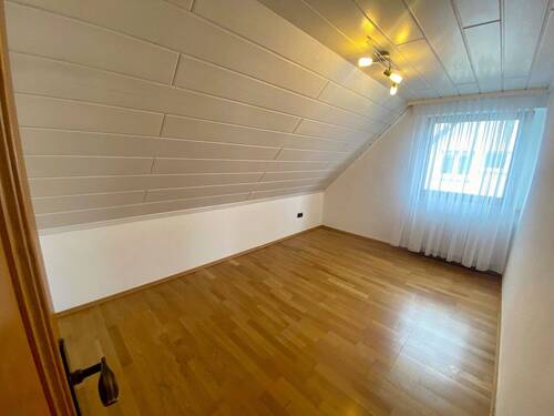 KINDERZIMMER - 