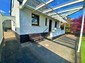 EINGANG / PRIVATER ZUGANG - 