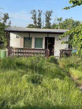 Gartenhaus + Grundstück - 2 Zimmer Mehrfamilienhaus, Wohnhaus zum Kaufen in Berlin