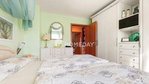 1. OG Elternschlafzimmer 2 - 