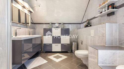 1. OG Badezimmer 1 - 