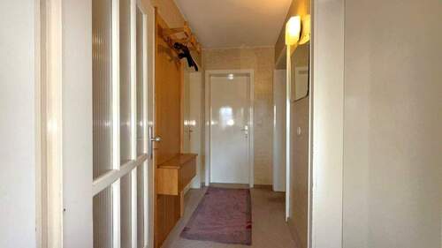 Flur EG - 6 Zimmer Doppelhaushälfte zum Kaufen in Mühlhausen-Ehingen