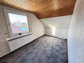 Zimmer 2 im Dachgeschoss - 