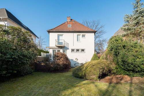 Hinteransicht - 6 Zimmer Einfamilienhaus zum Kaufen in Hamburg