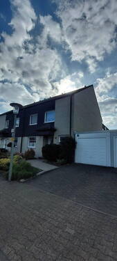 Hausansicht - Gepflegtes Reihenendhaus mit 6 Zimmern in Bottrop-Kirchhellen