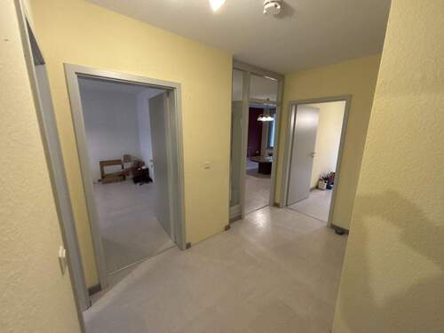 Wohnungsflur - Etagenwohnung mit 81,70 m&sup2; in Hannover zum Kaufen