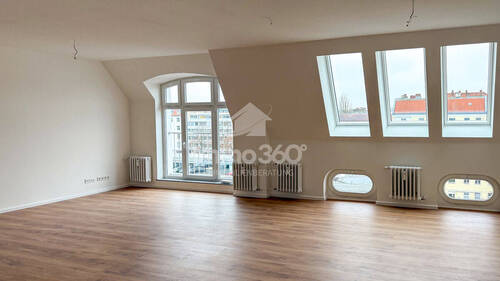 Beispielwohnung im Leerzustand / Saniert - 7 Zimmer Mehrfamilienhaus, Wohnhaus in Berlin