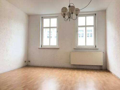 Wohnzimmer - 4 Zimmer Etagenwohnung zur Miete in Gotha