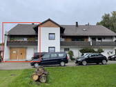 Hausansicht - Gepflegtes Wohn- und Geschäftshaus in ländlicher Umgebung
