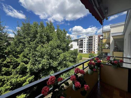 Bild 2 - Reserviert Lichtdurchflutete 2,5 Zimmer-Wohnung mit Balkon