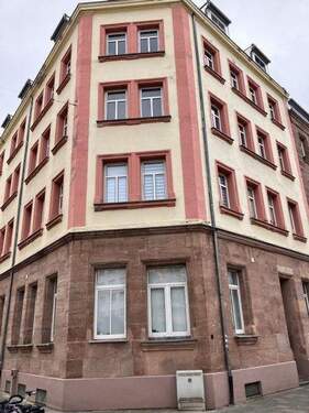 Haus - Nähe Klinikum Nürnberg Nord - renovierte 1-ZW in 90419 Nürnberg St. Johannis