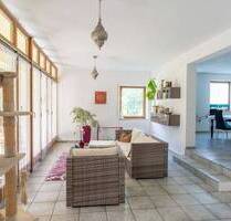 Frei werdend! Luxus Einfamilienhaus auf Traumgrundstück! - Münchsmünster