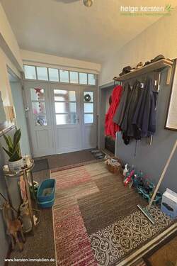 HP_EG Eingangsbereich - Mehrfamilienhaus, Wohnhaus mit 280,00 m&sup2; in Spangenberg zum Kaufen