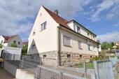 Doppelhaushälfte mit Einzelgarage - Charmante Doppelhaushälfte - kernsaniert - in Pegnitz