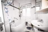 Bad mit Fenster - 