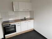 Küche - Renovierte und geräumige 1-Zimmer-Wohnung mit Einbauküche im Stadtteil Rennweg - Sulzbacher Straße