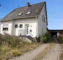 Großzügiges Zweifamilienhaus mit Terrasse, Garten & Doppelgarage in ruhiger Lage - Mastershausen
