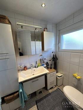 Bad - Doppelhaushälfte mit 96,00 m&sup2; in Heilbronn zum Kaufen