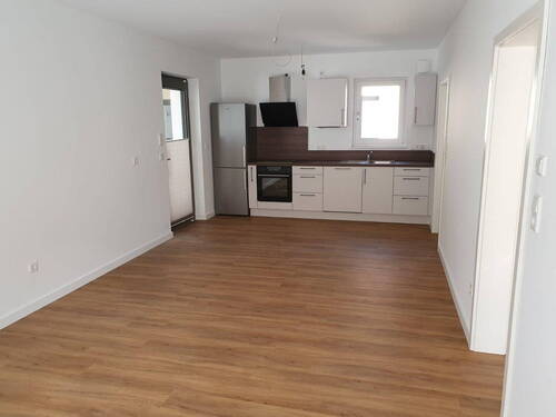 Wohn-/Essbereich - Sehr schöne 2-Zimmer-Wohnung mit Terrasse