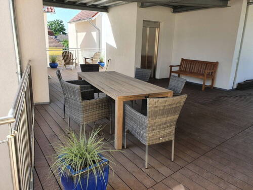 Überdachte Gem.terrasse - 