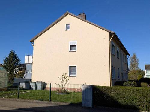 Seitenansicht - 3 Zimmer Etagenwohnung in Korbach