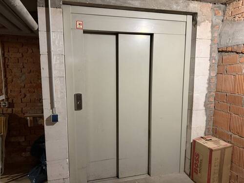 Aufzug Keller - 