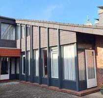 Architektenhaus mit Einliegerwohnung in Varel